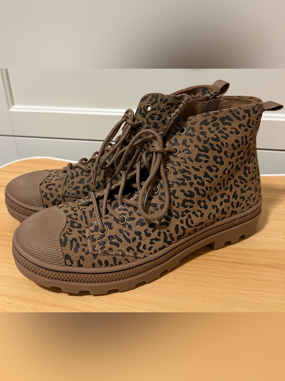 Skechers Brown and Black Leopard Print Lace-Up Sneakers